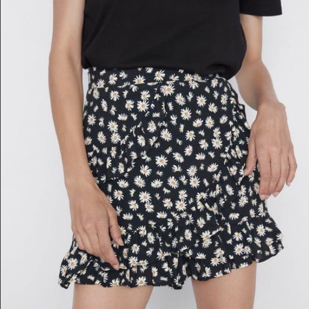 Zara skort